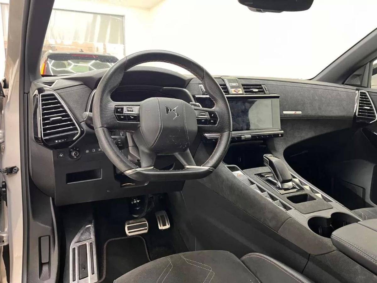 ds-ds-7-crossback-2022-hibrido-1598cc