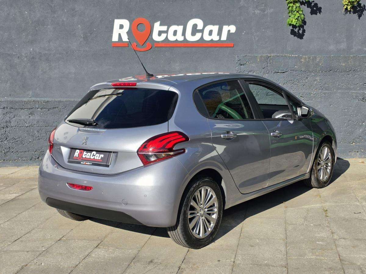 peugeot-208-2019-gasolina-1199cc