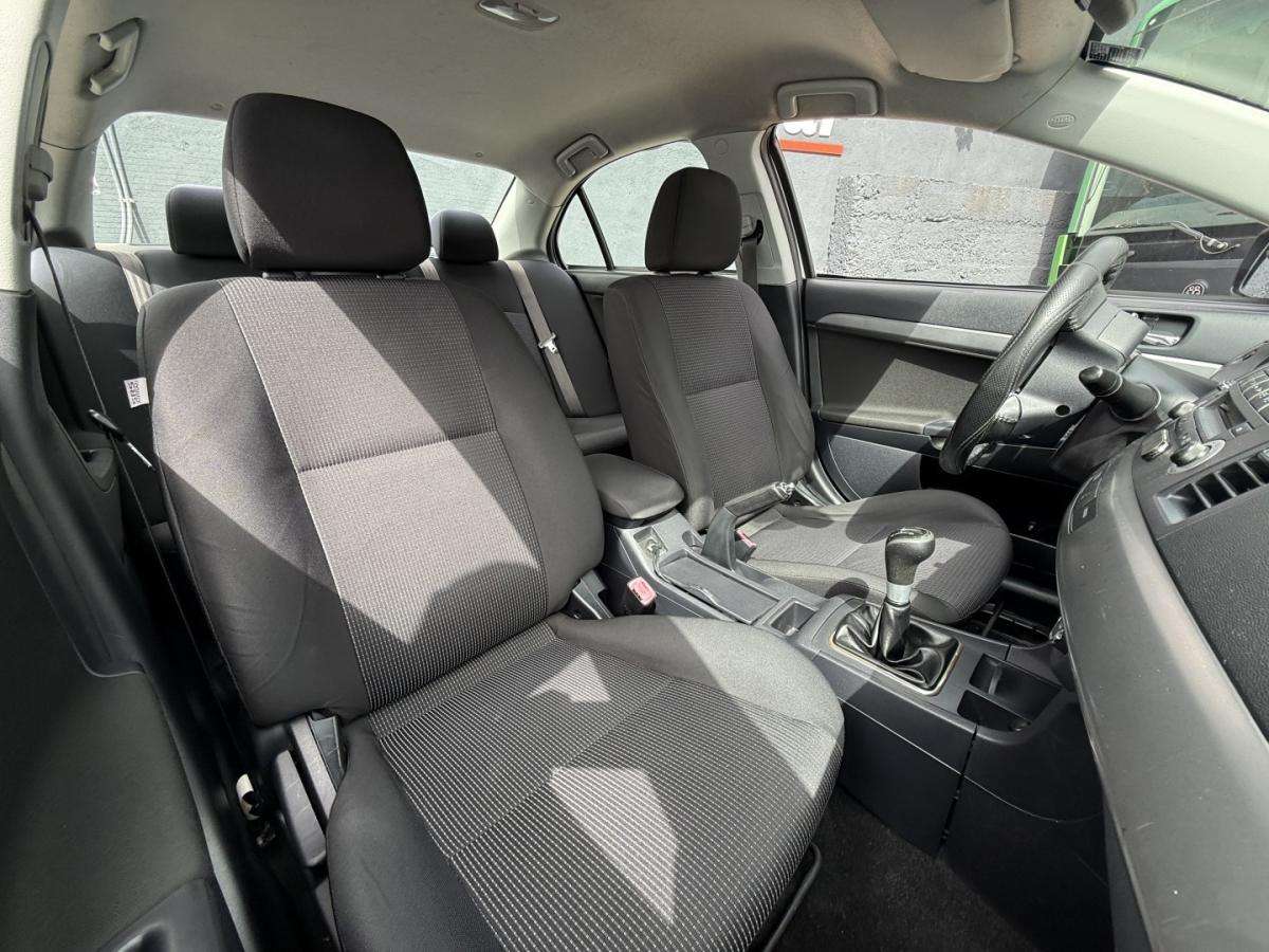 mitsubishi-lancer-2011-gasolina-1590cc