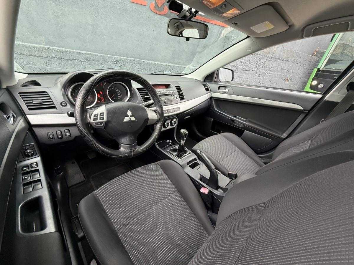 mitsubishi-lancer-2011-gasolina-1590cc