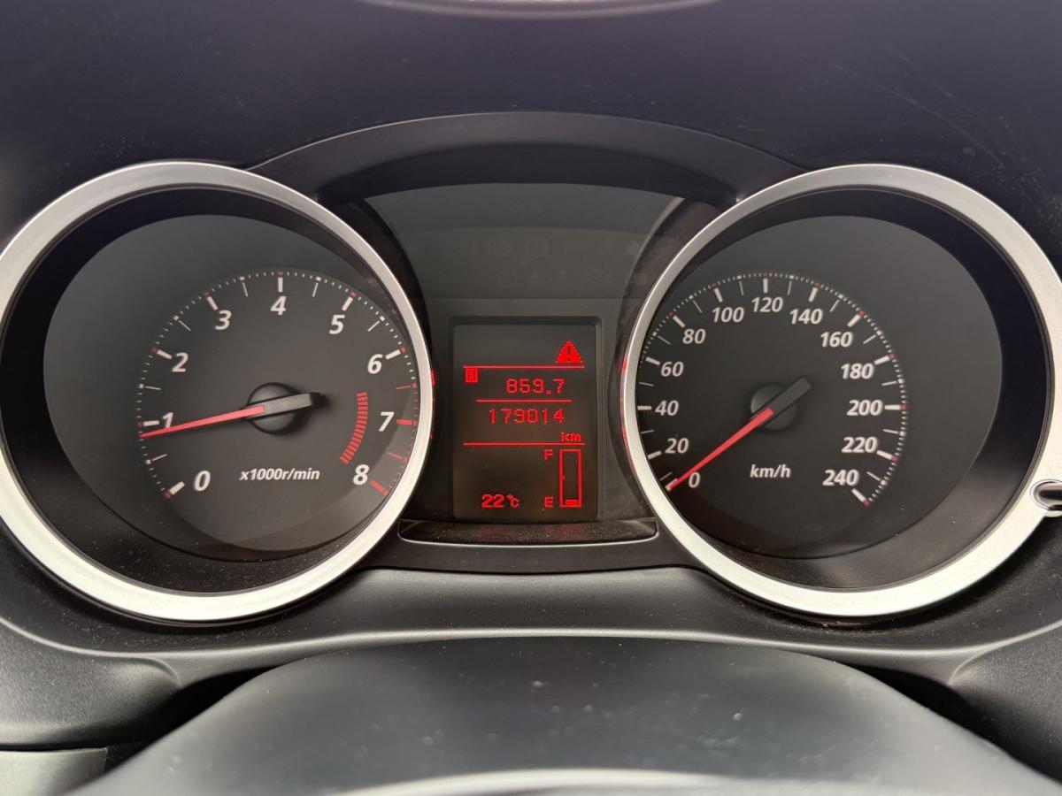 mitsubishi-lancer-2011-gasolina-1590cc