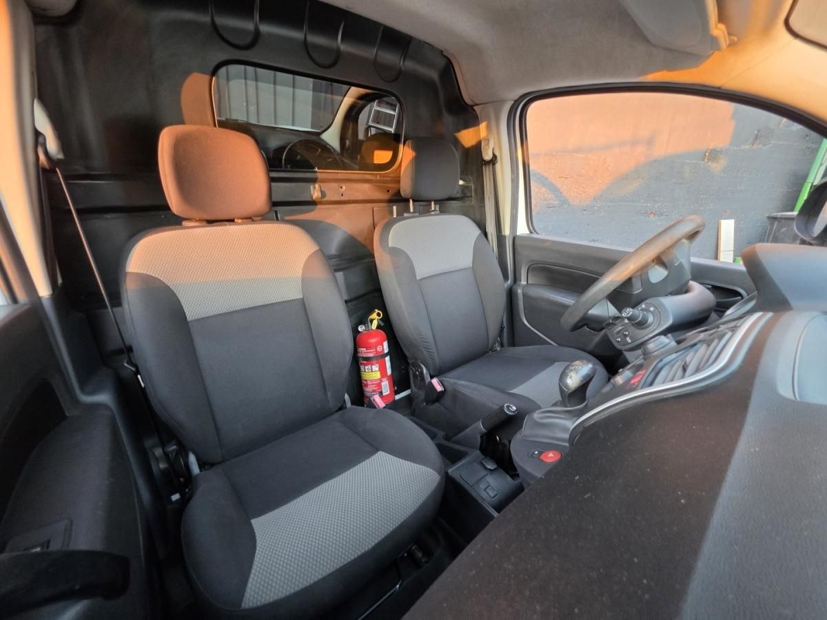 renault-kangoo-2020-eletrico-0cc