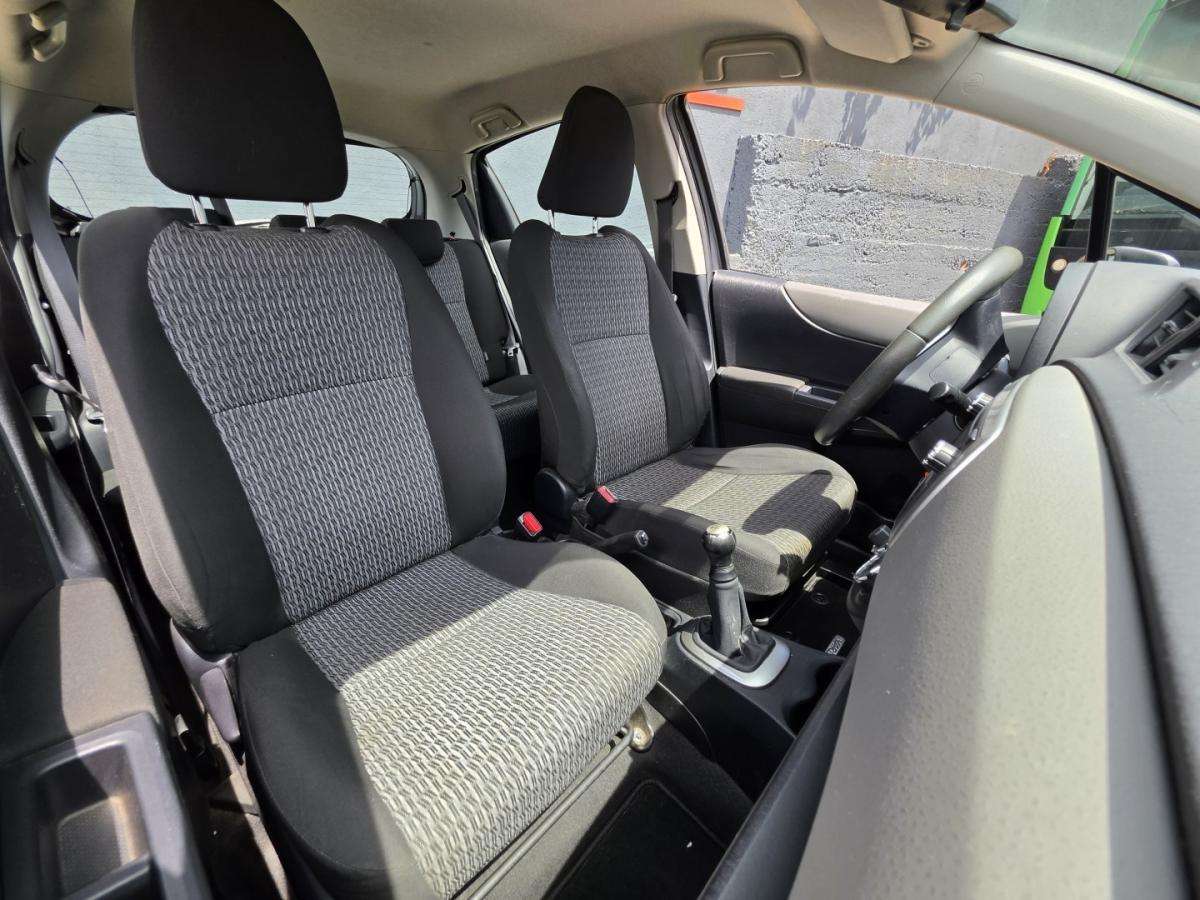 toyota-yaris-2014-gasolina-998cc