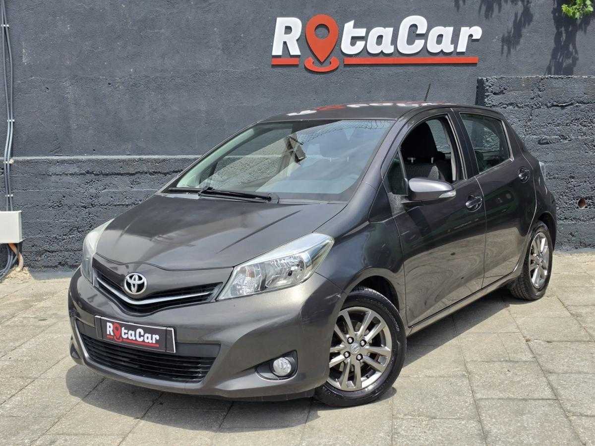 toyota-yaris-2014-gasolina-998cc