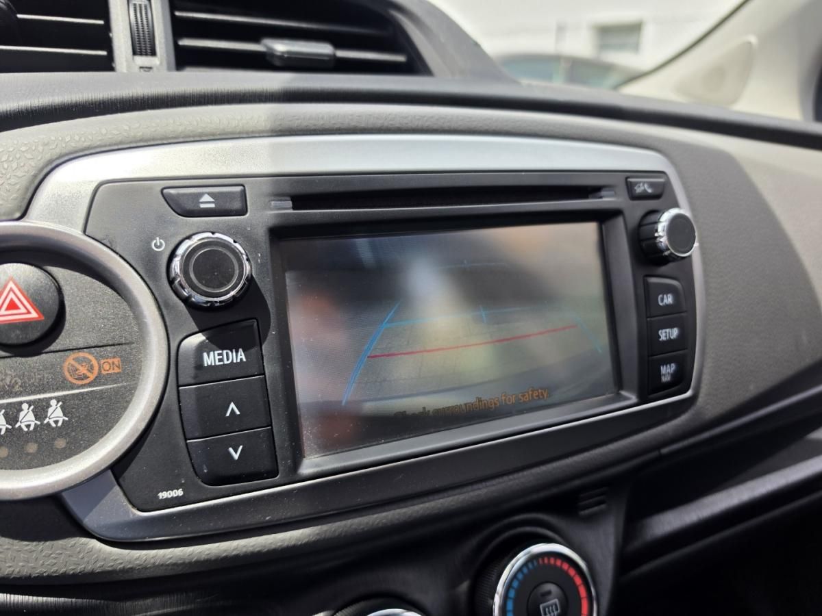 toyota-yaris-2014-gasolina-998cc