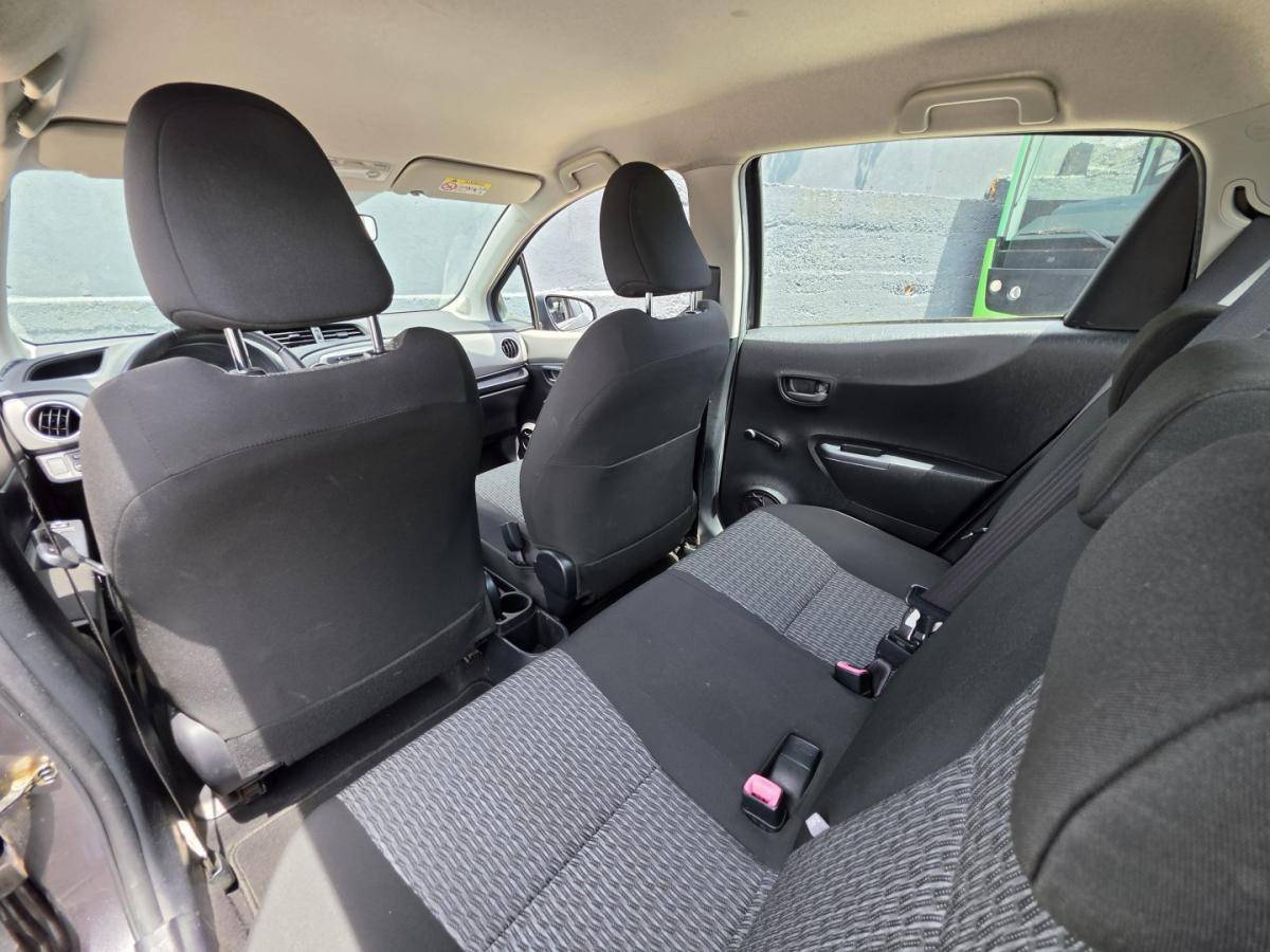 toyota-yaris-2014-gasolina-998cc