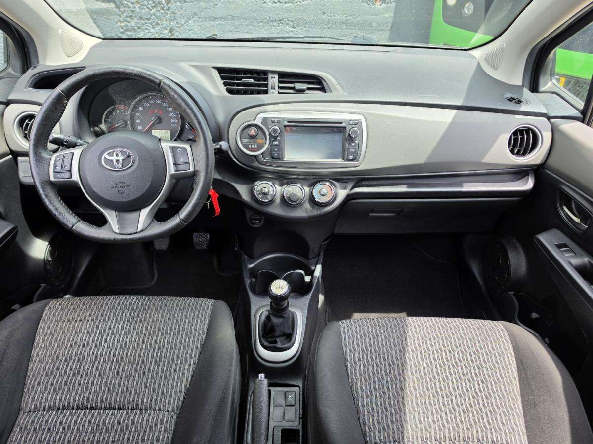 toyota-yaris-2014-gasolina-998cc