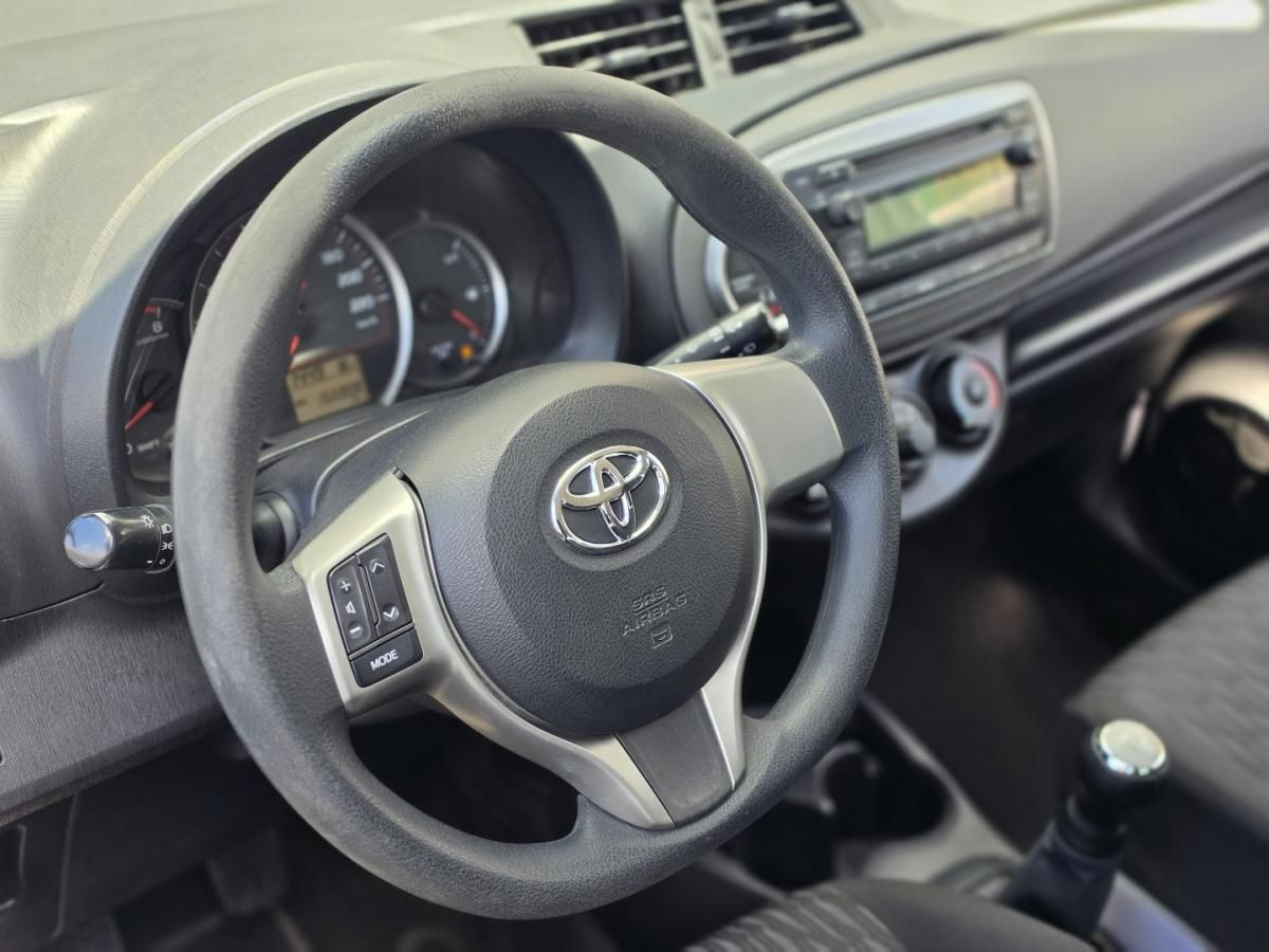 toyota-yaris-2015-gasolina-998cc