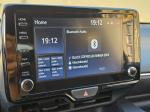 toyota-yaris-2023-hibrido-1490cc