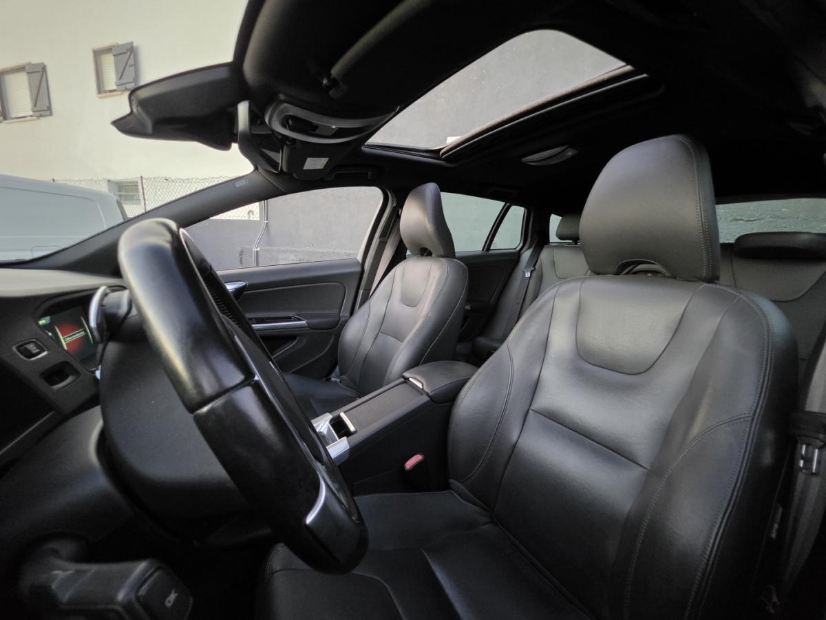 volvo-v60-cross-country-2016-diesel-1969cc