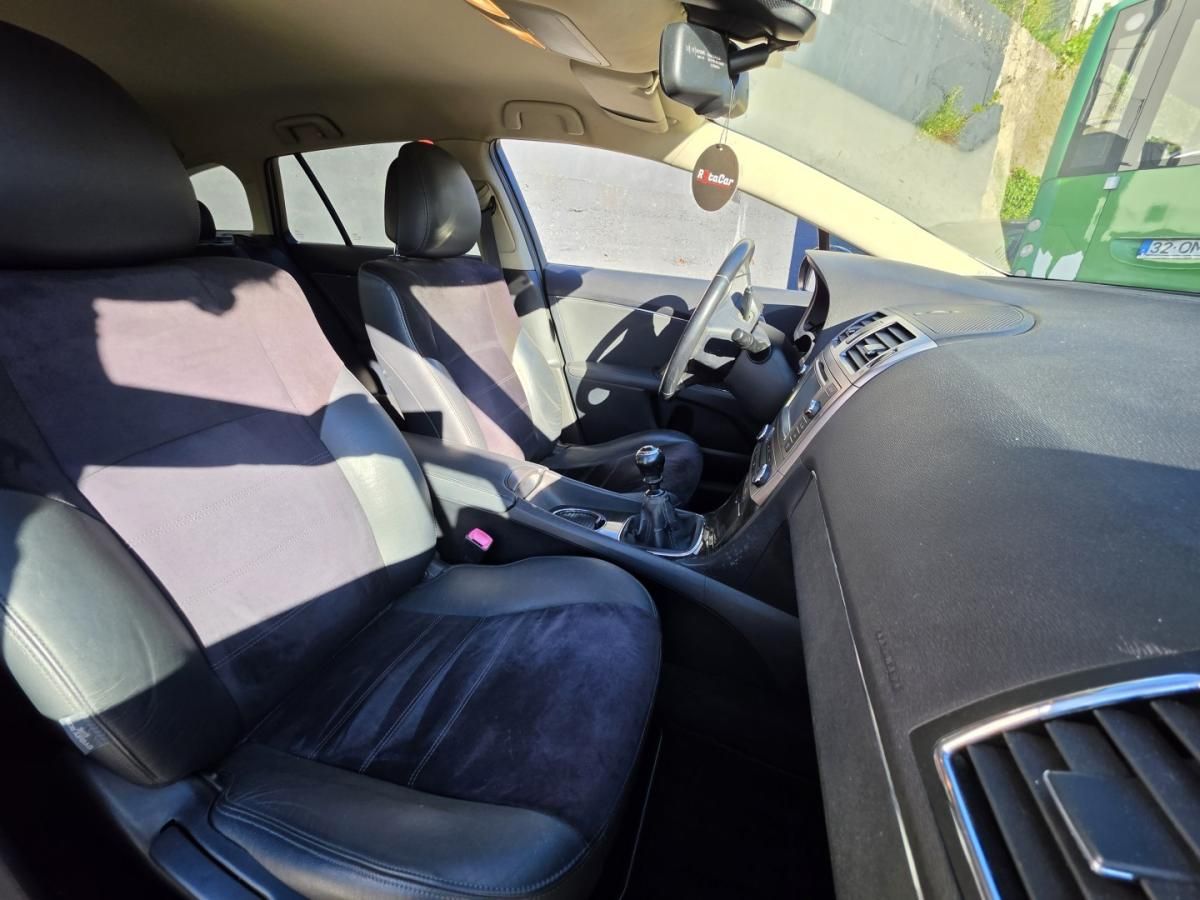 toyota-avensis-sw-2013-diesel-1998cc