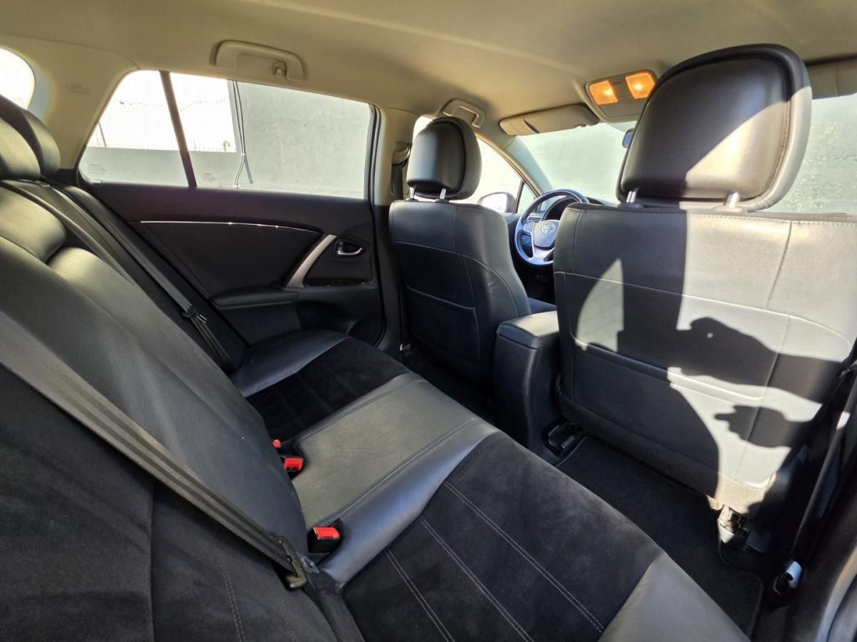 toyota-avensis-sw-2013-diesel-1998cc
