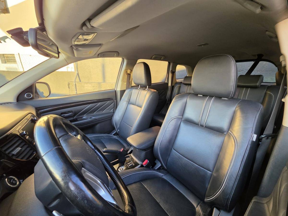mitsubishi-outlander-2016-hibrido-1998cc