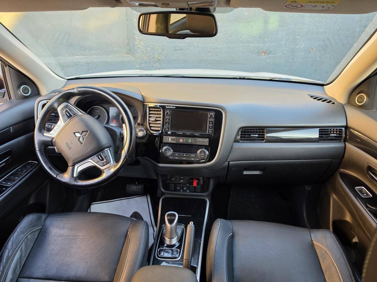 mitsubishi-outlander-2016-hibrido-1998cc