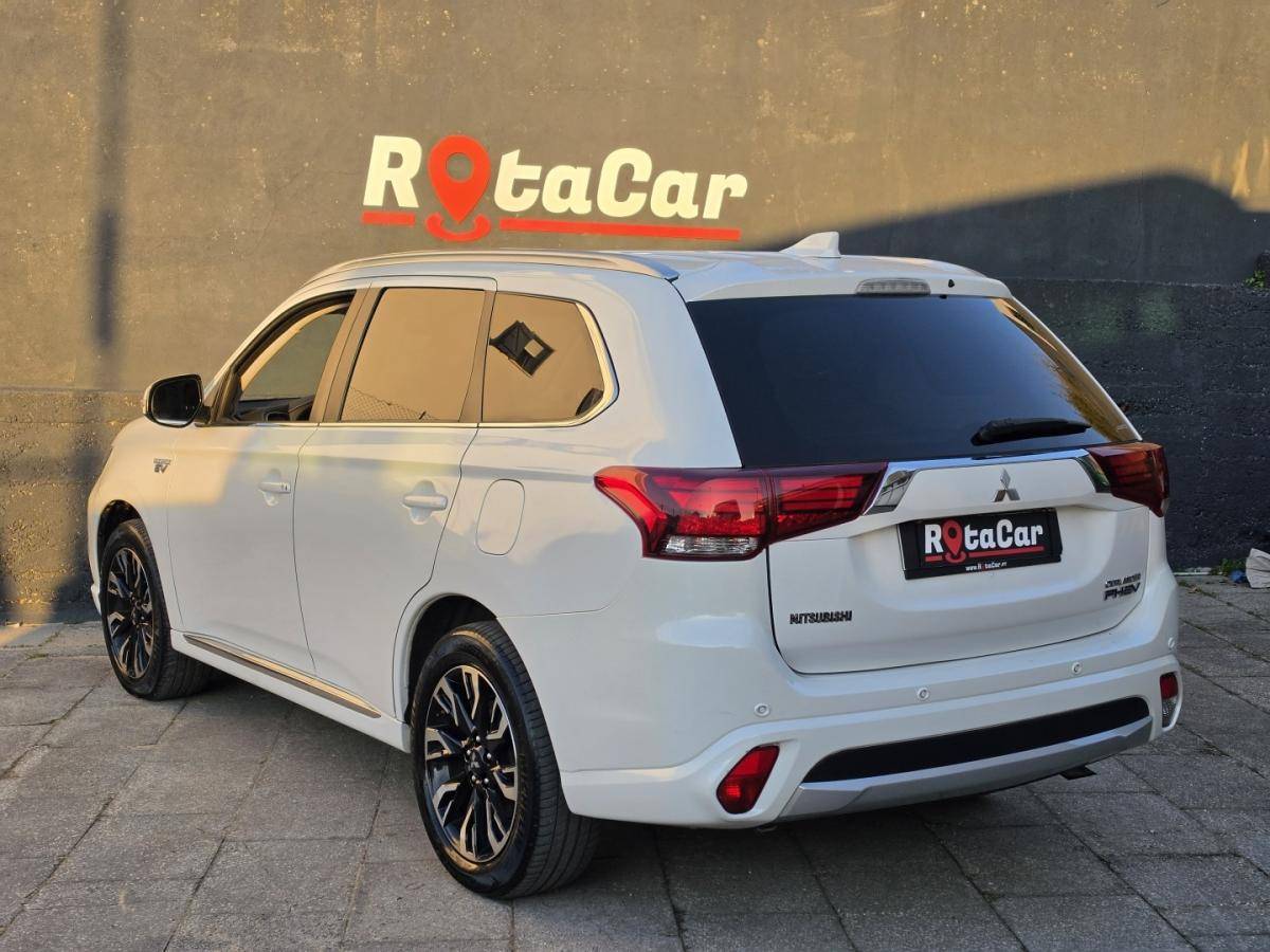 mitsubishi-outlander-2016-hibrido-1998cc