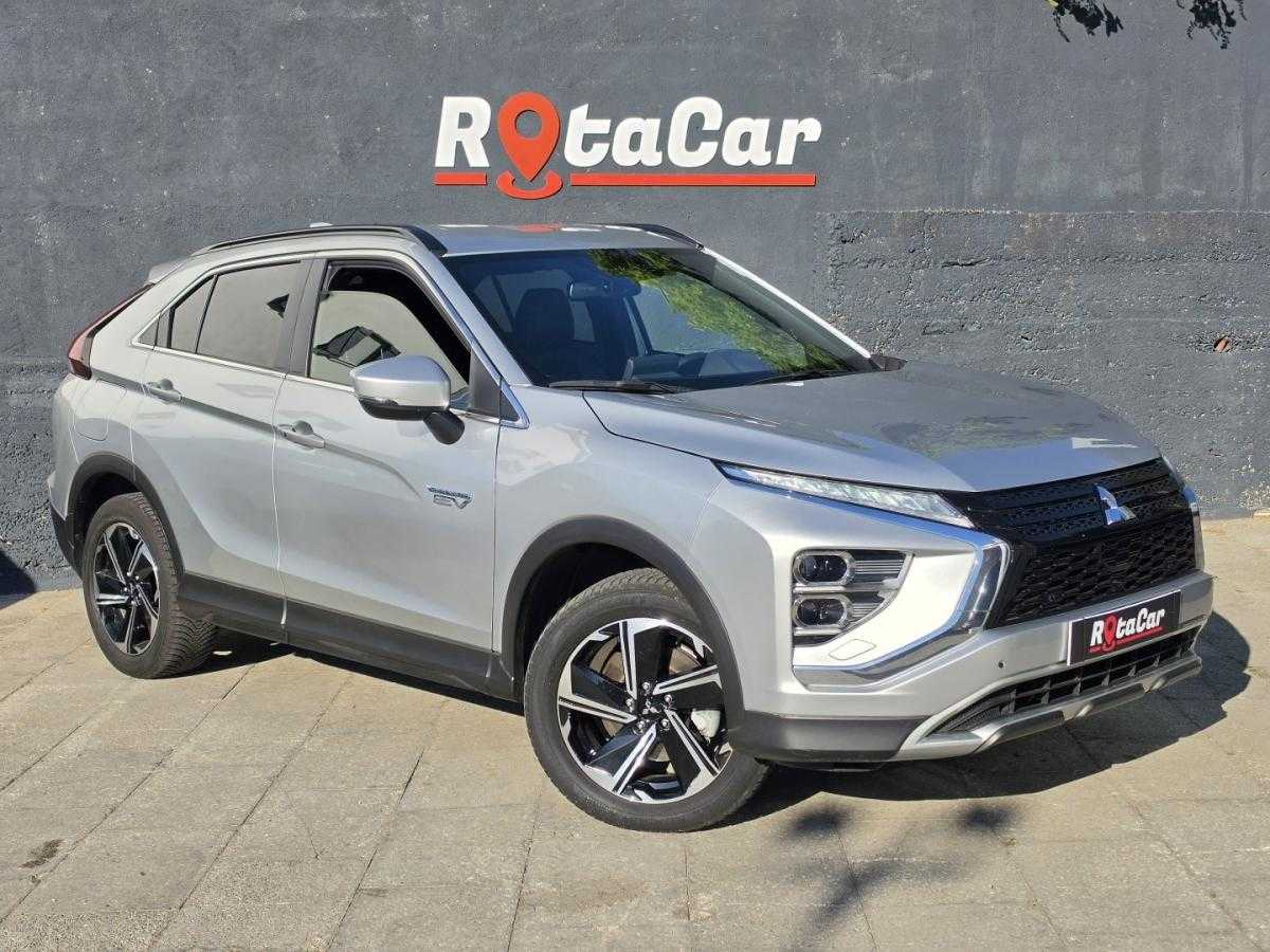 mitsubishi-eclipse-cross-2022-hibrido-2360cc