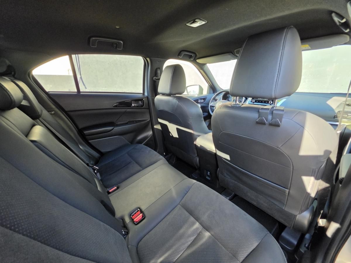 mitsubishi-eclipse-cross-2022-hibrido-2360cc