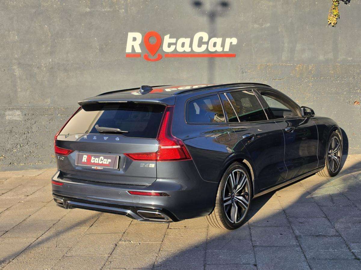 volvo-v60-2019-diesel-1969cc