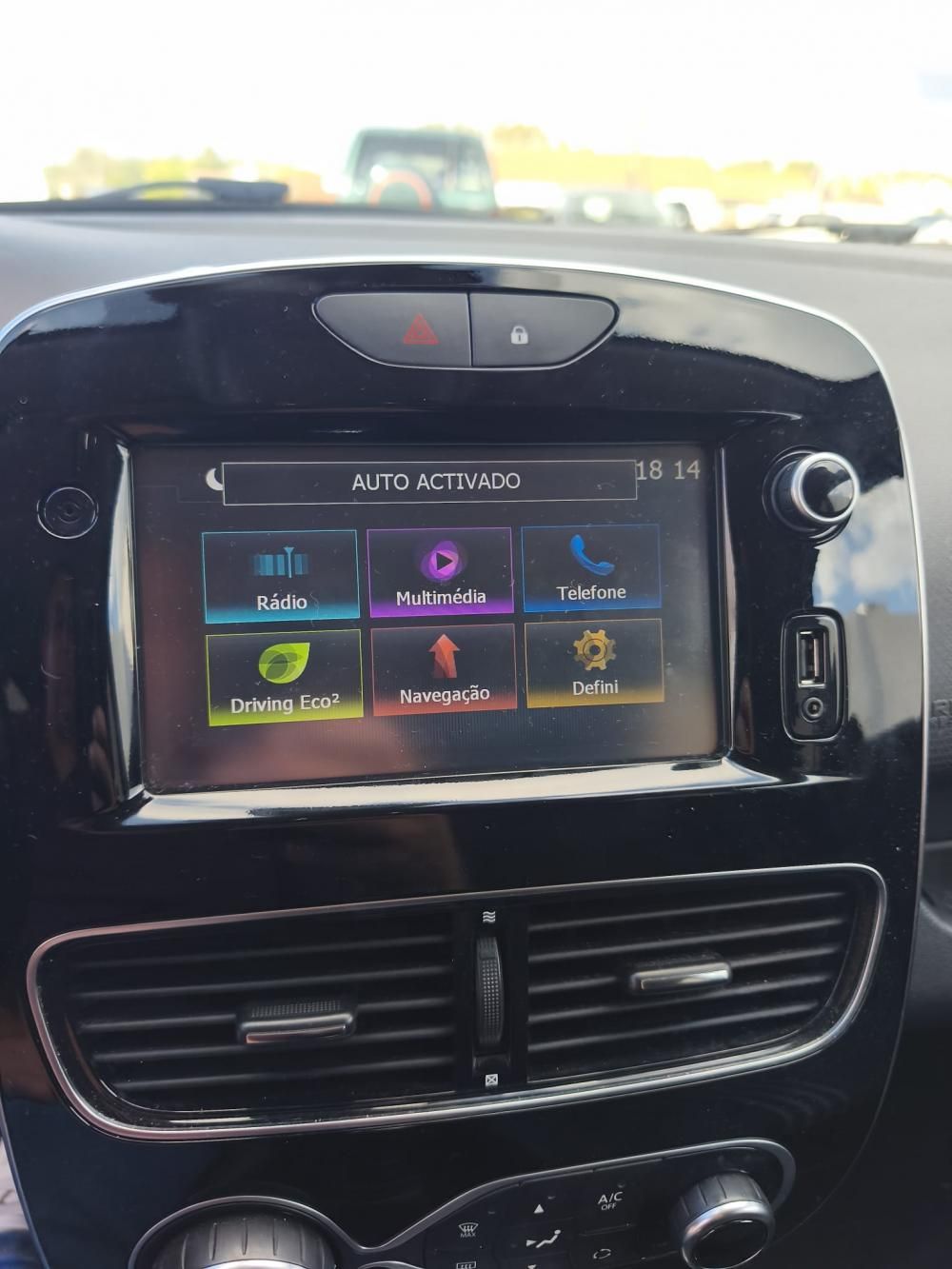 renault-clio-sport-tourer-2017-diesel-1461cc