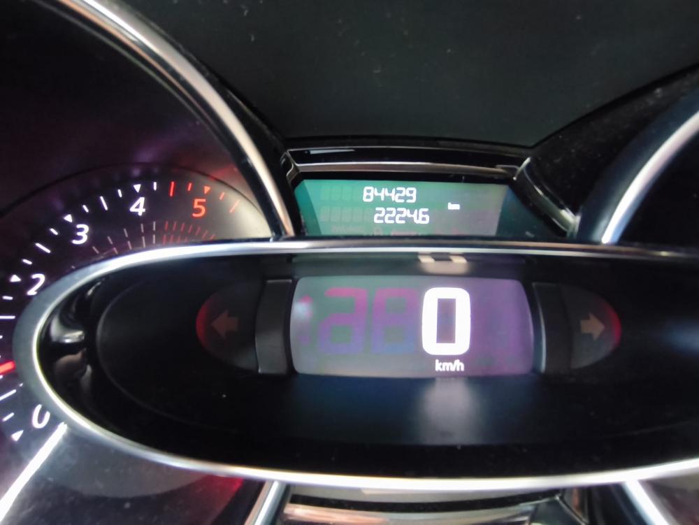 renault-clio-sport-tourer-2017-diesel-1461cc