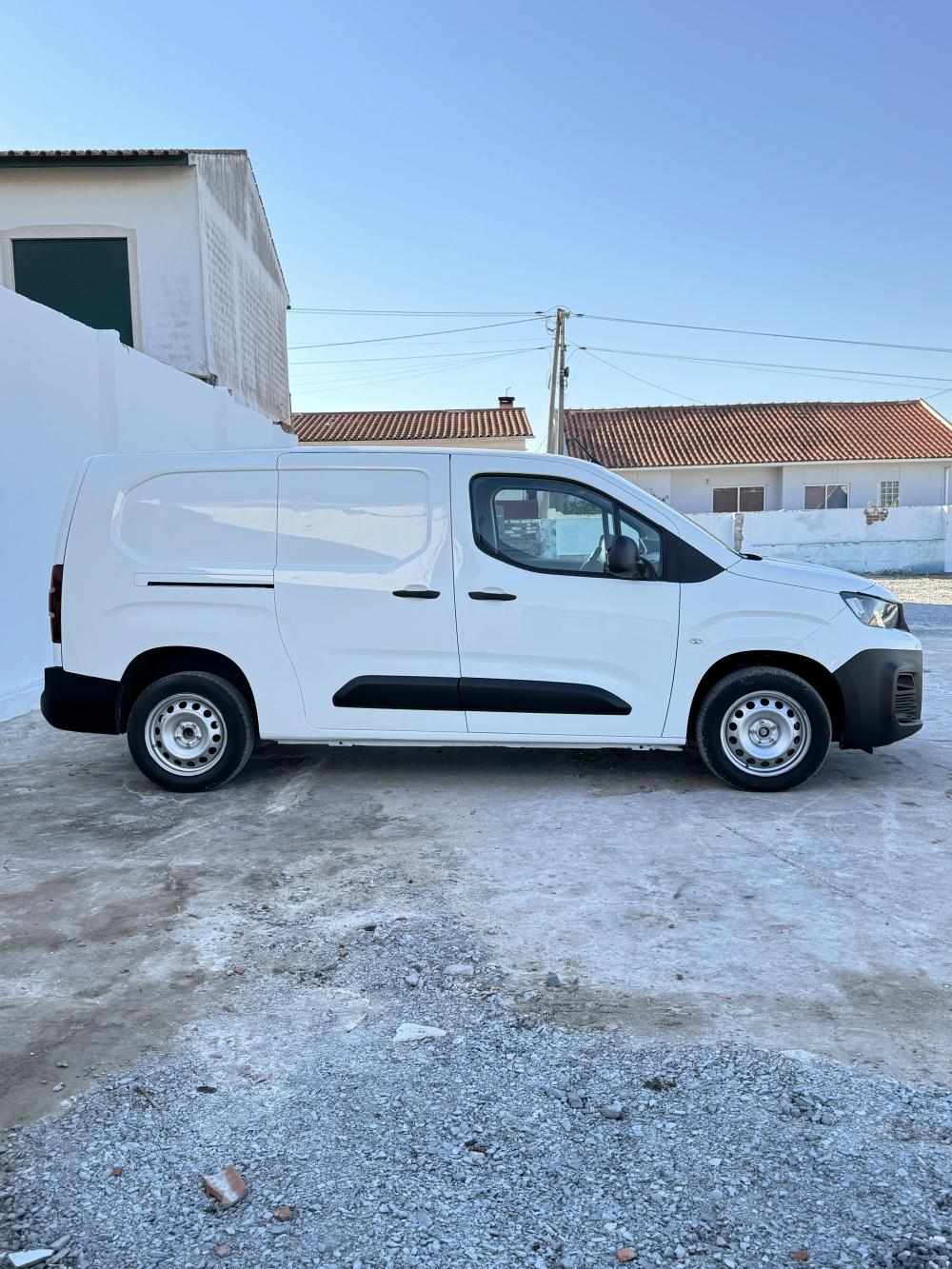 peugeot-partner-2020-diesel-1499cc