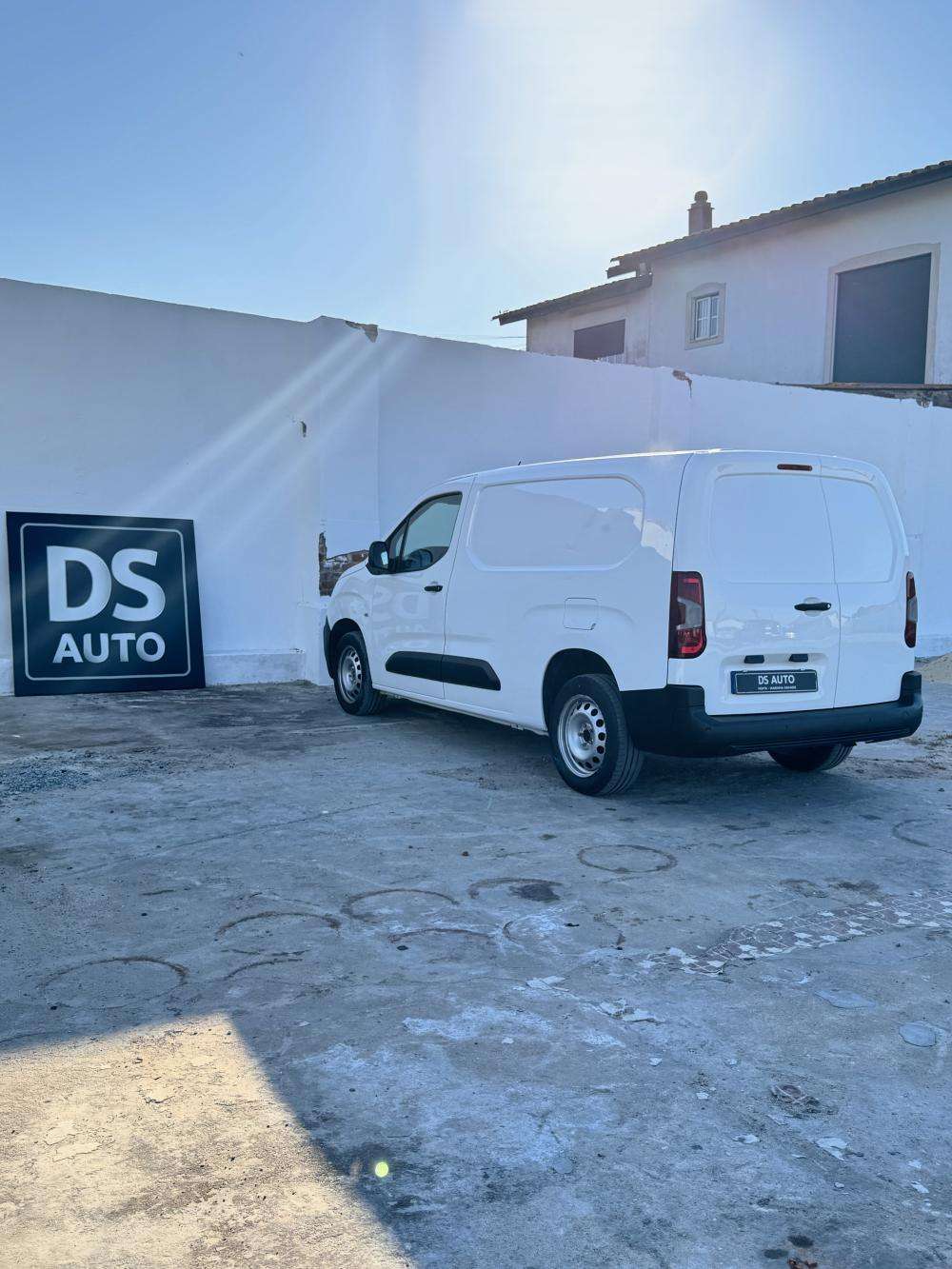 peugeot-partner-2020-diesel-1499cc