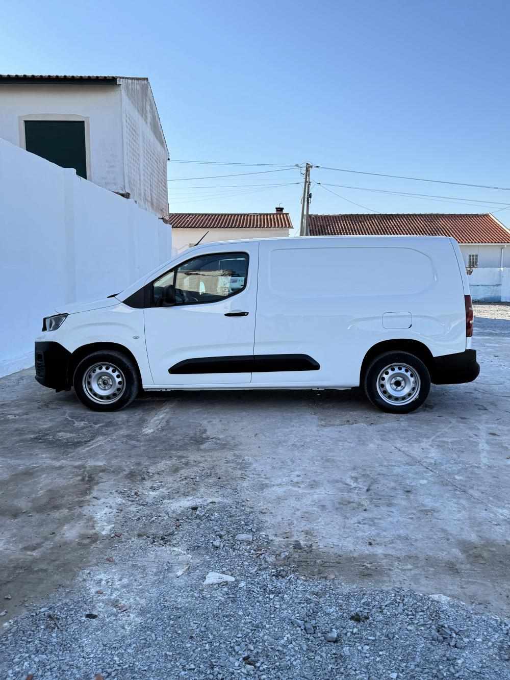 peugeot-partner-2020-diesel-1499cc