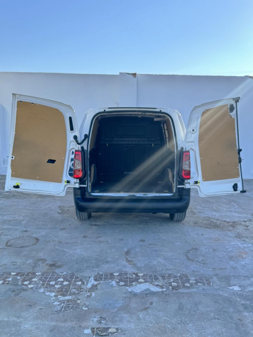 peugeot-partner-2020-diesel-1499cc
