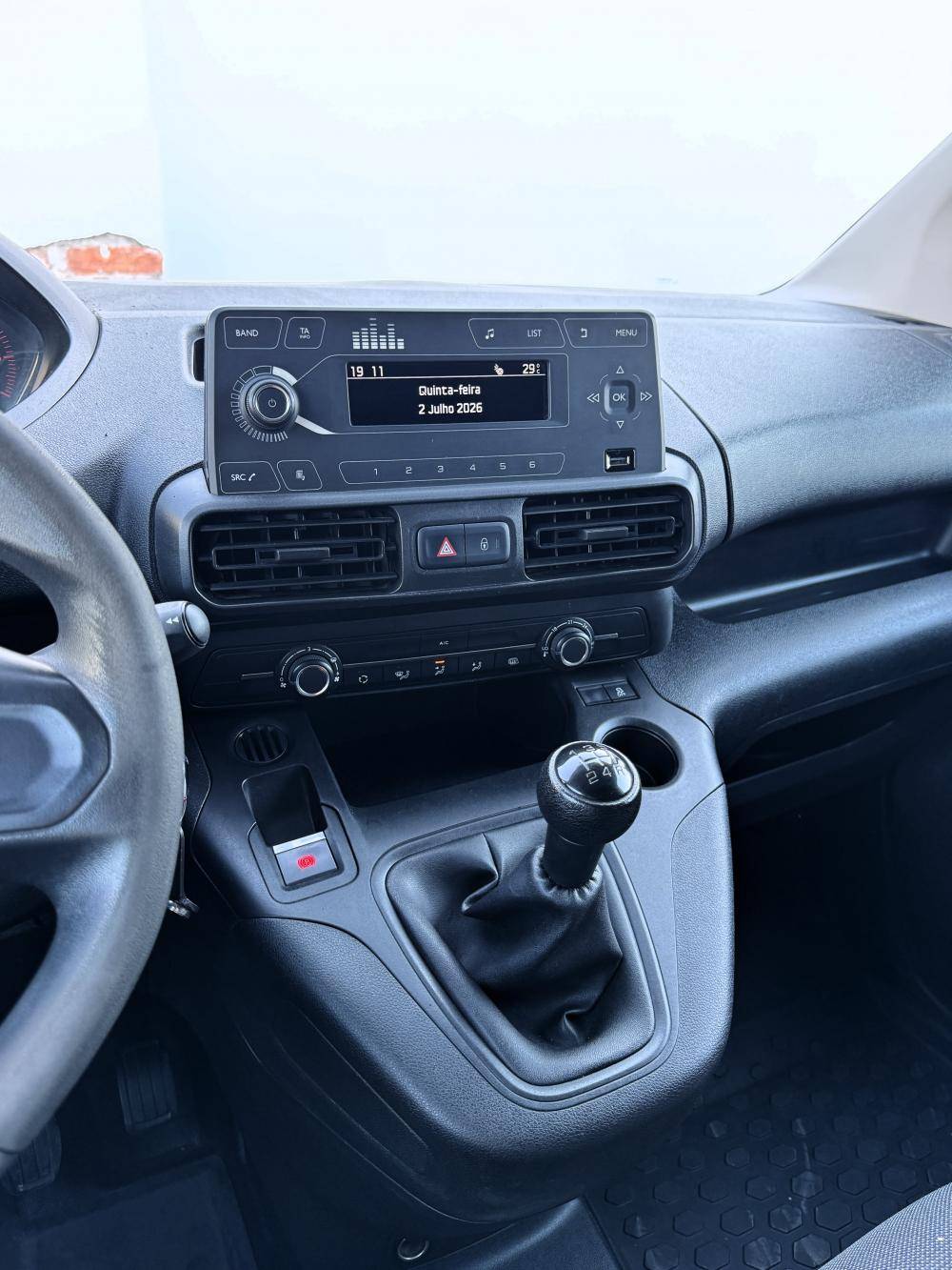 peugeot-partner-2020-diesel-1499cc