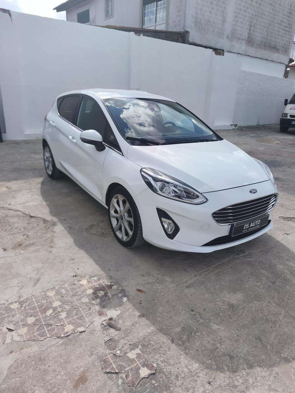 ford-fiesta-2019-gasolina-998cc