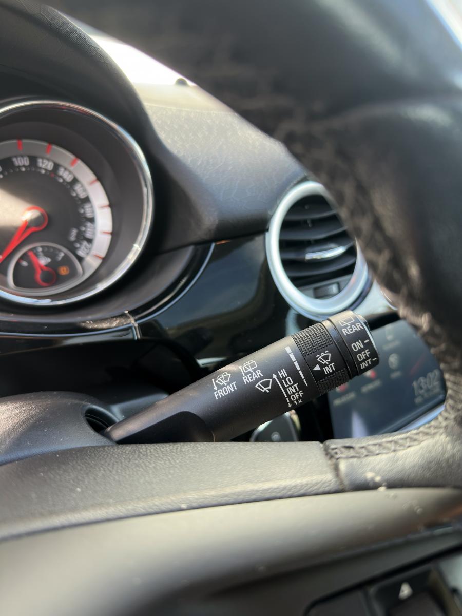 opel-adam-2016-gasolina-1229cc