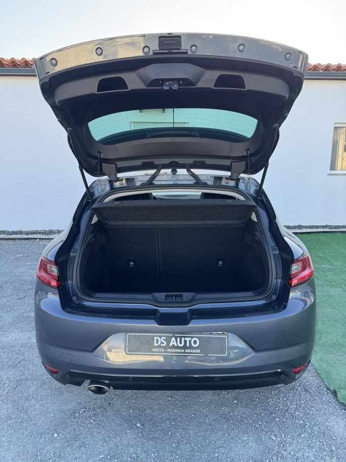 renault-megane-2017-diesel-1598cc