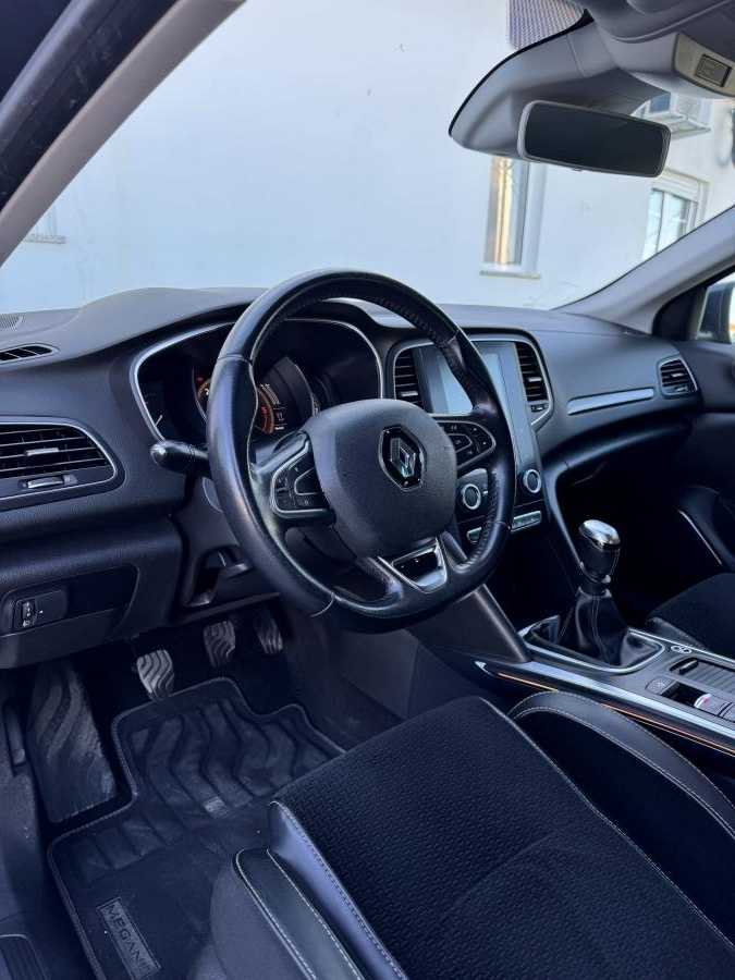 renault-megane-2017-diesel-1598cc