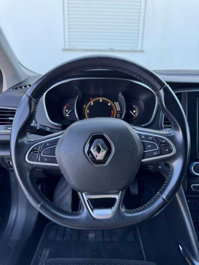 renault-megane-2017-diesel-1598cc