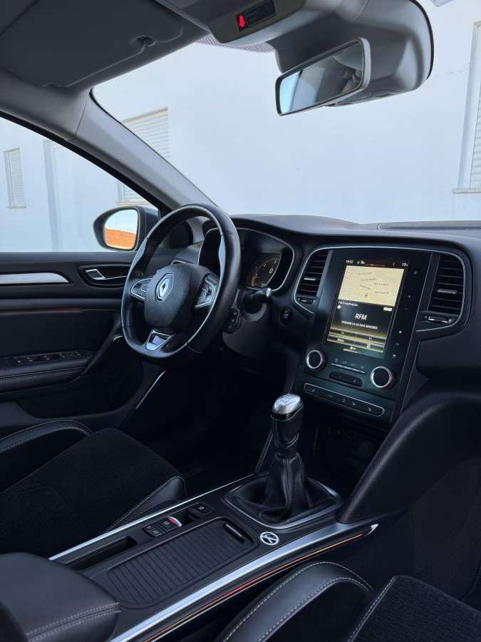 renault-megane-2017-diesel-1598cc
