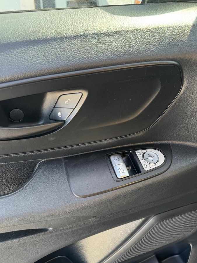 mercedes-benz-vito-2020-diesel-1950cc