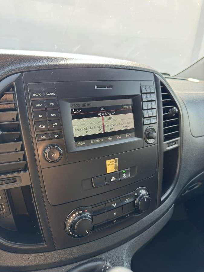 mercedes-benz-vito-2020-diesel-1950cc
