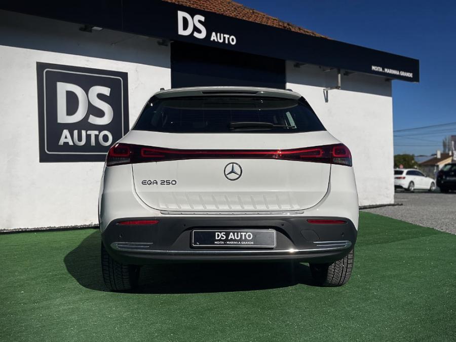 mercedes-benz-eqa-2023-eletrico-0cc