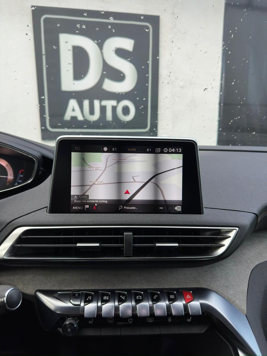 peugeot-5008-2018-diesel-1997cc
