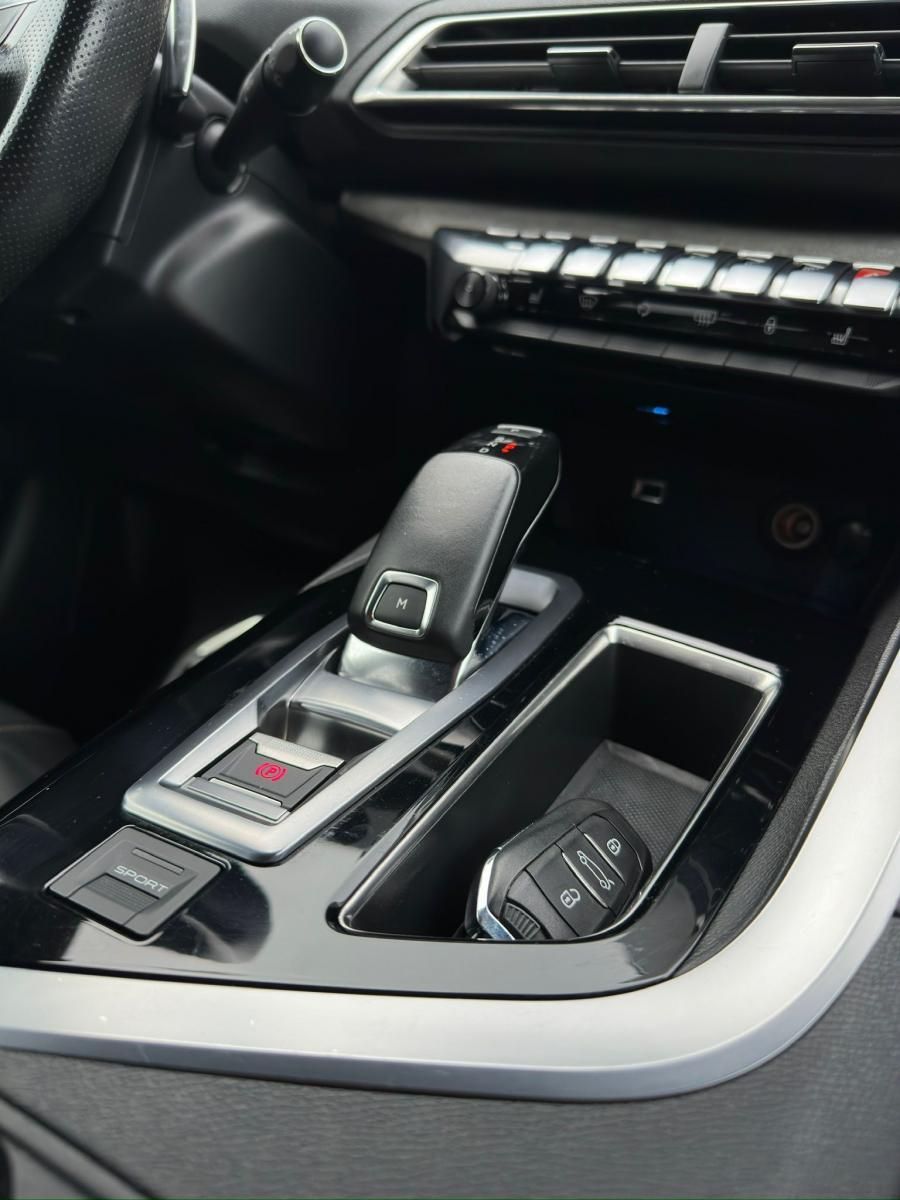 peugeot-5008-2018-diesel-1997cc