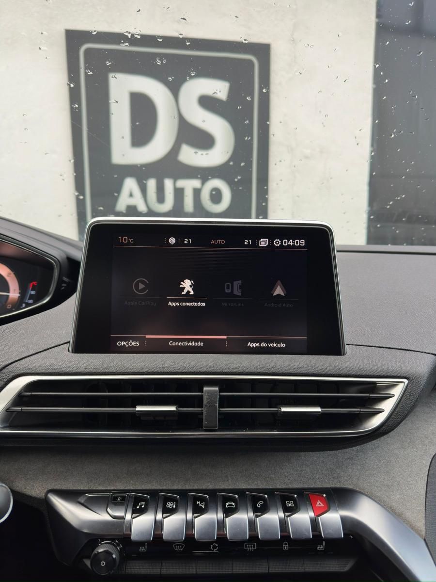 peugeot-5008-2018-diesel-1997cc