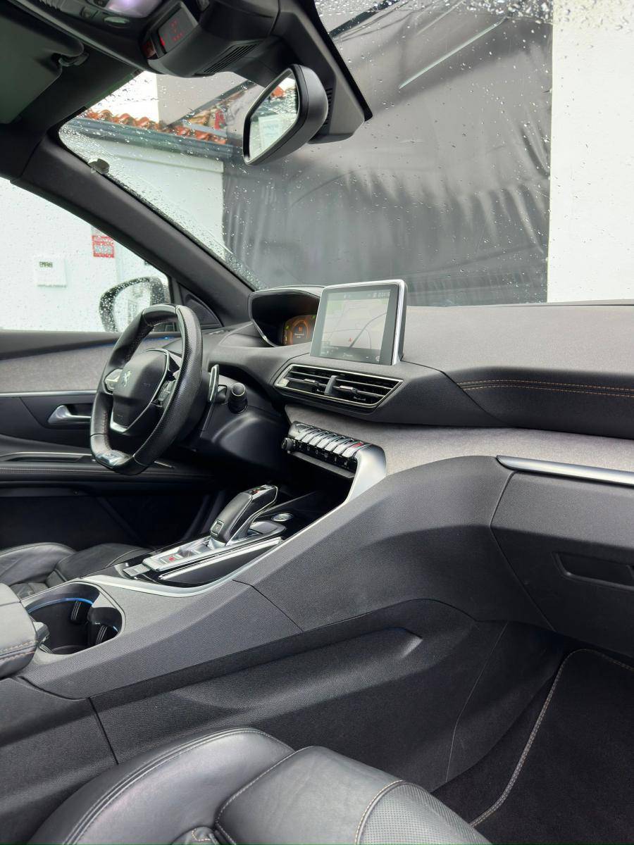 peugeot-5008-2018-diesel-1997cc