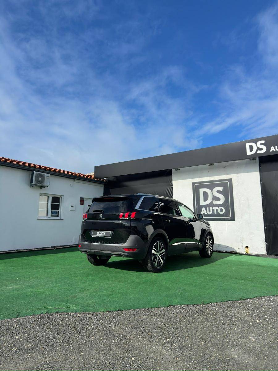 peugeot-5008-2018-diesel-1997cc