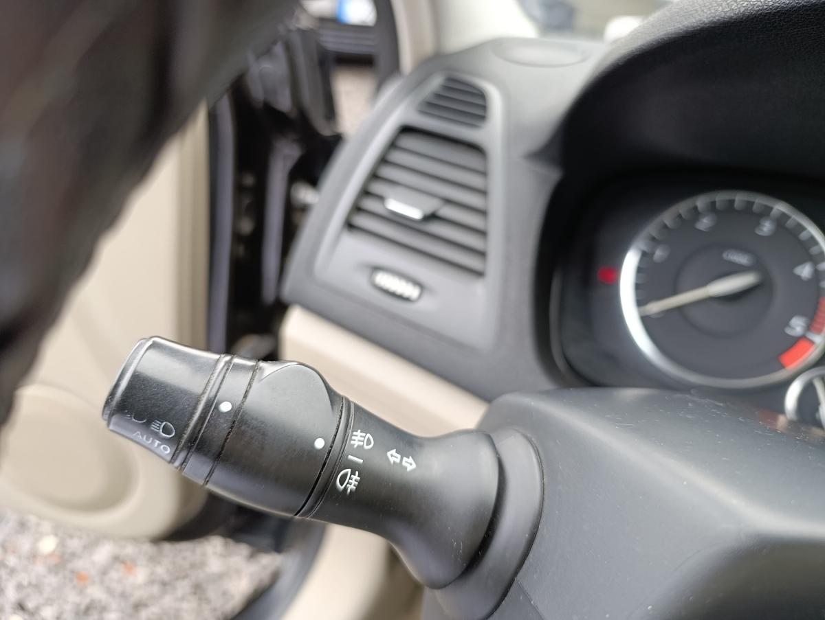 renault-laguna-2008-diesel-2000cc