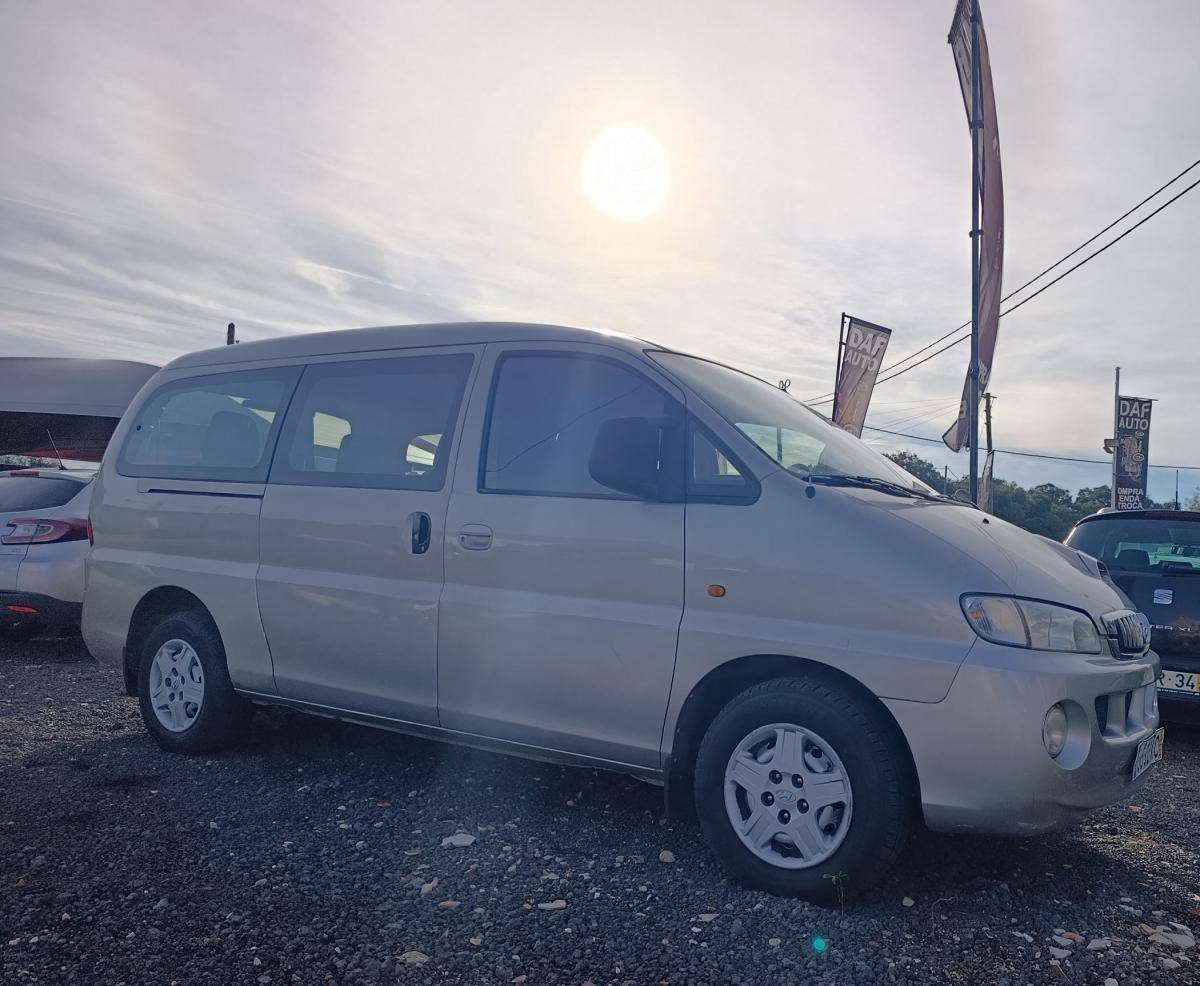 hyundai-h-1-2004-diesel-2476cc