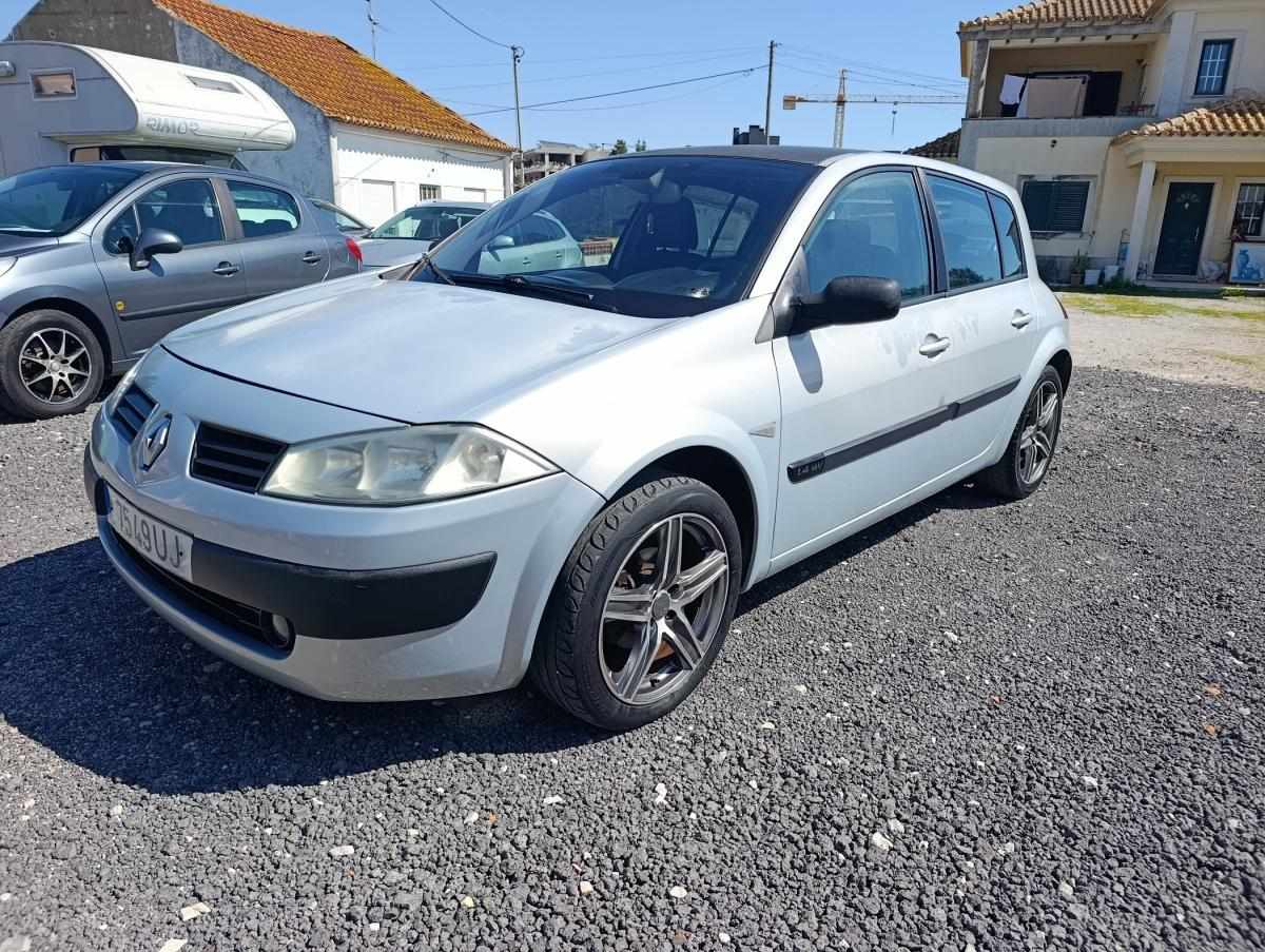 renault-megane-2002-gasolina-1390cc
