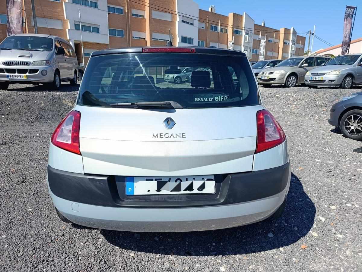 renault-megane-2002-gasolina-1390cc