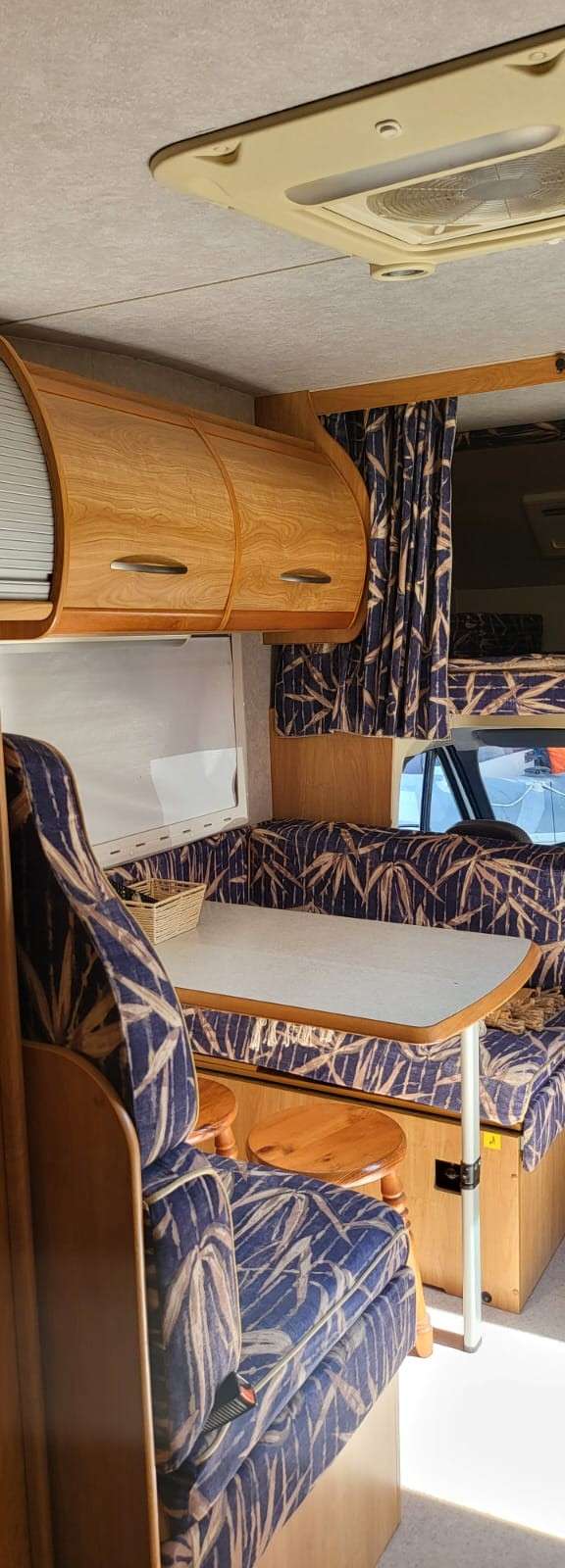 ford-transit-2005-diesel-2402cc