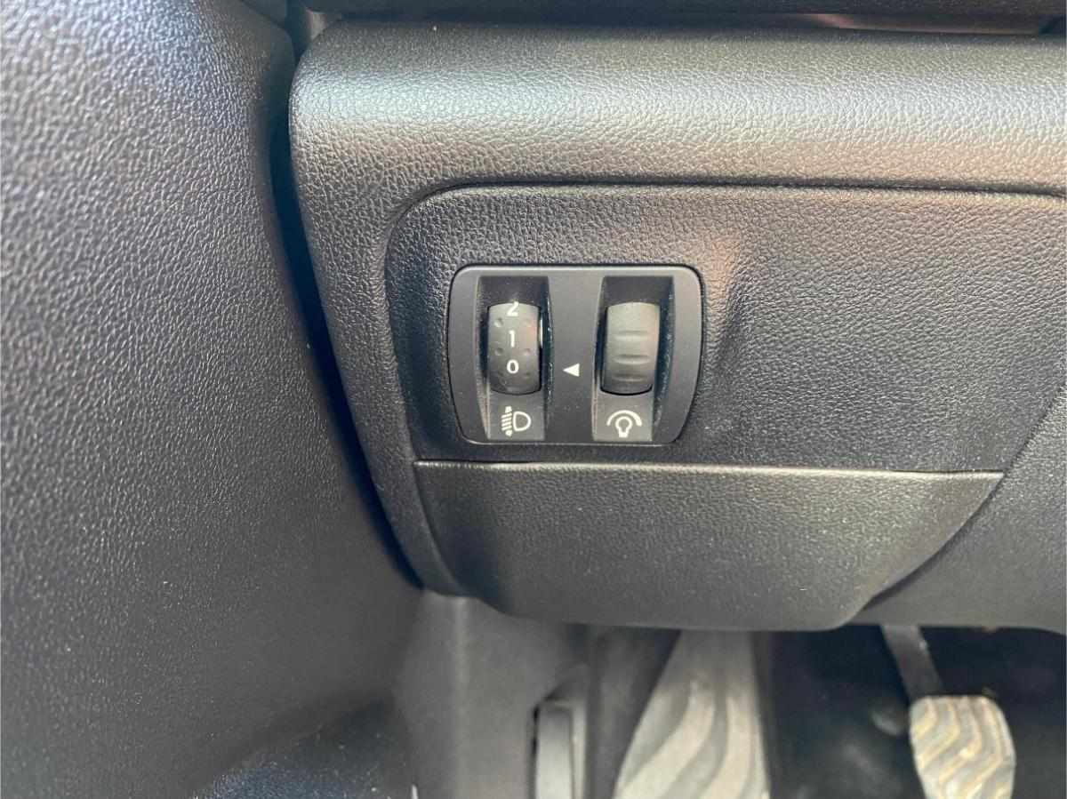 renault-megane-1-5-blue-dci-2022-diesel-1461cc