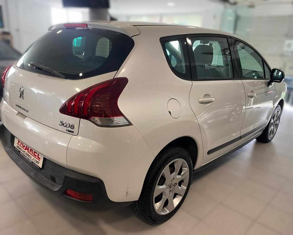 peugeot-3008-1-6-e-hdi-2015-diesel-1560cc
